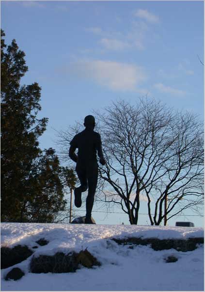 winter runner (statue)